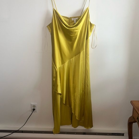 ADDITION ELLE Satin gold/yellow cocktail dress with a green tint to it! - Picture 1 of 2